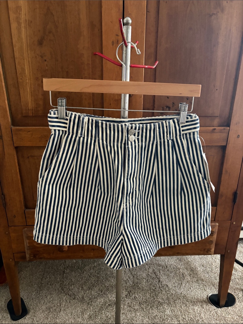 NWT Urban Outfitters Striped Navy and White Women’s High-Waist Shorts